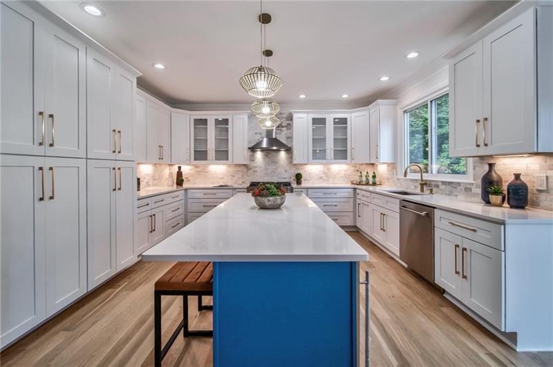 Kitchen renovation with blue island — Johns Creek